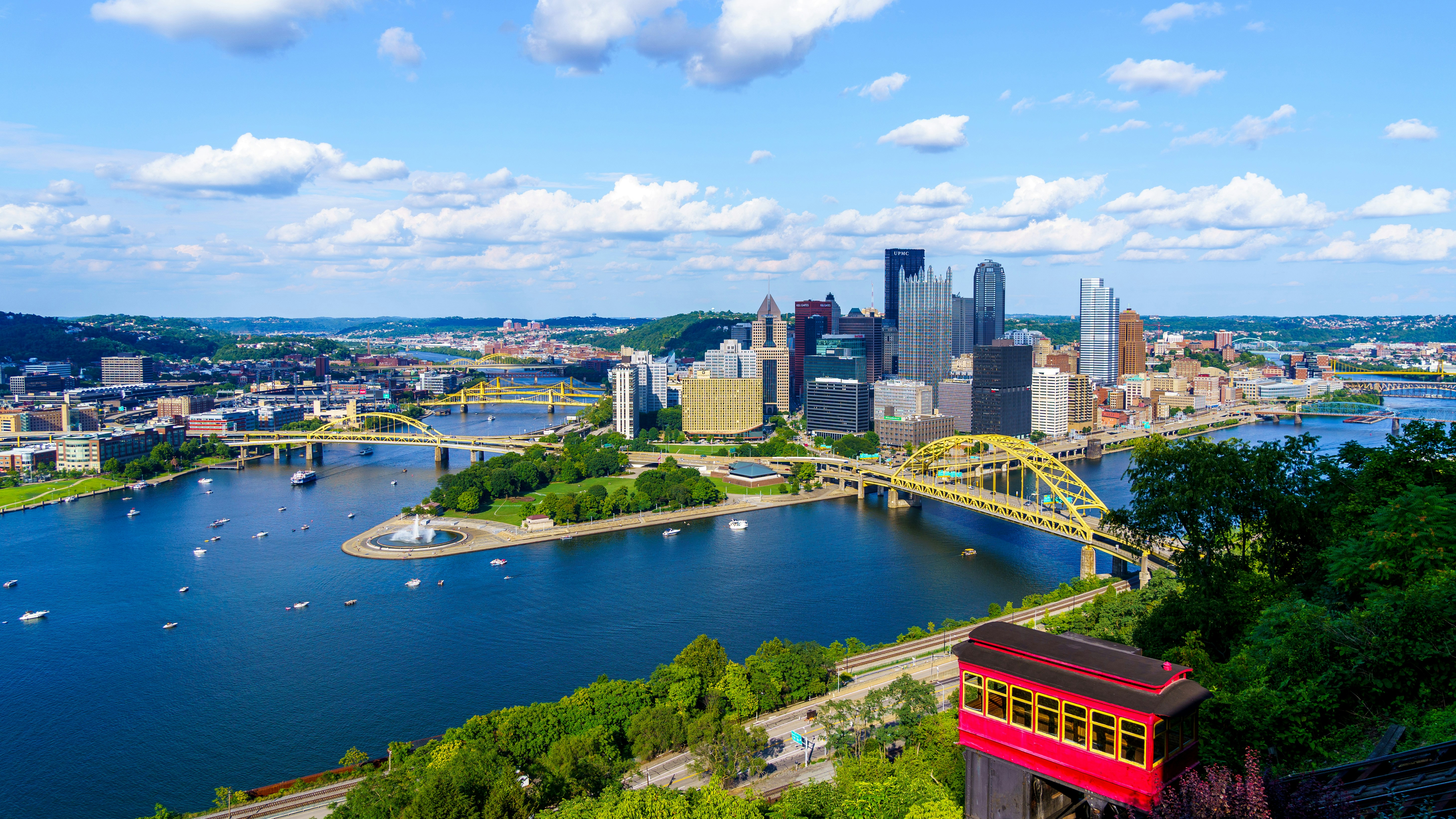 pittsburgh_from_Duquesne_Incline.jpg